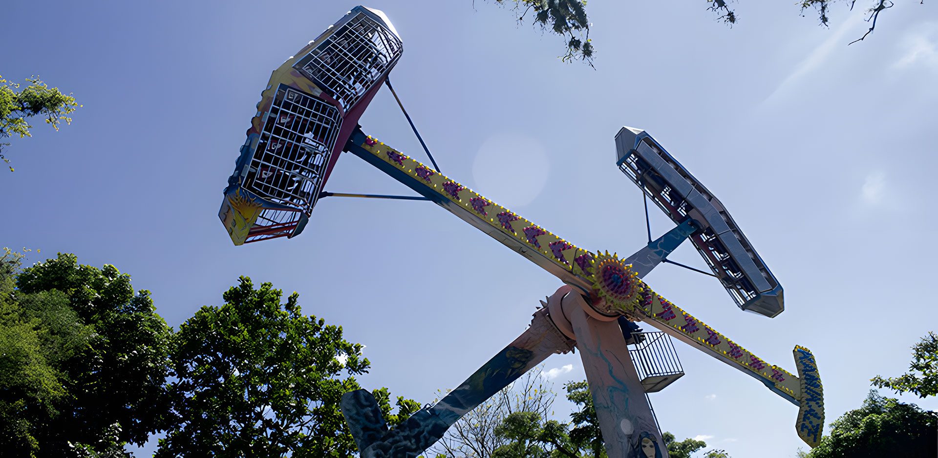 Atracción Parque Norte KAMIKAZEE